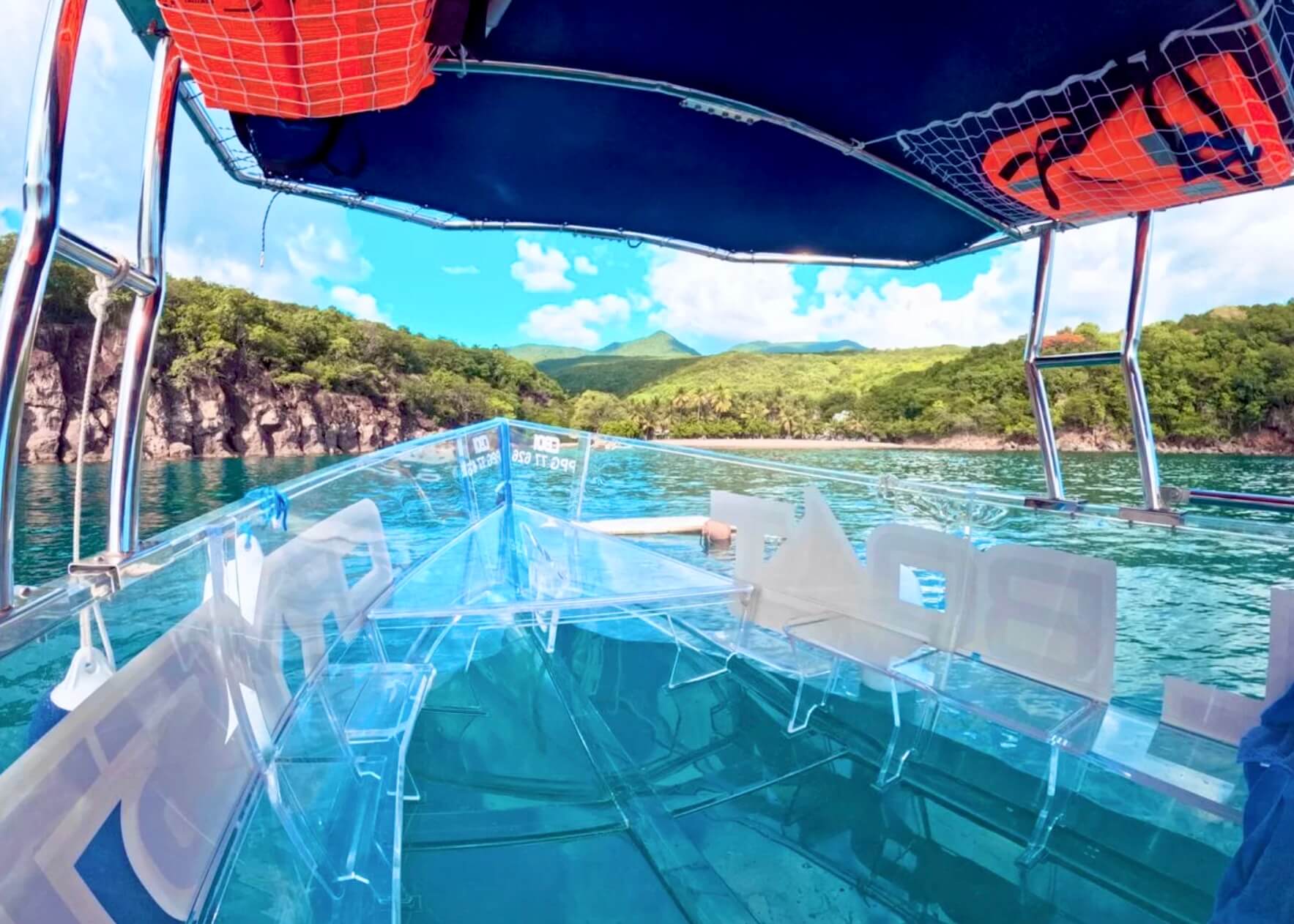 Crystal Boat, Pointe-Noire